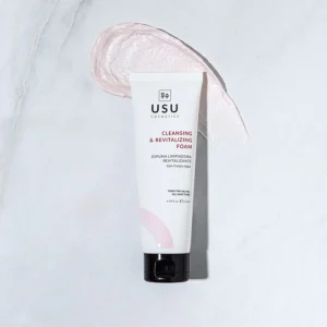 USU ESPUMA LIMPIADORA REVITALIZANTE FRUTOS ROJOS 120 ML